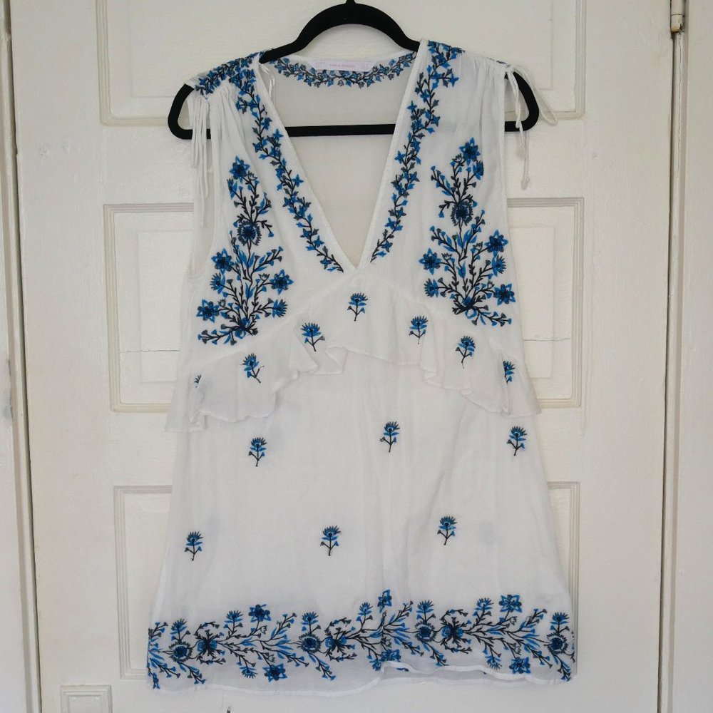 Zara Trafaluc white Mini Short Sleeveles Dress